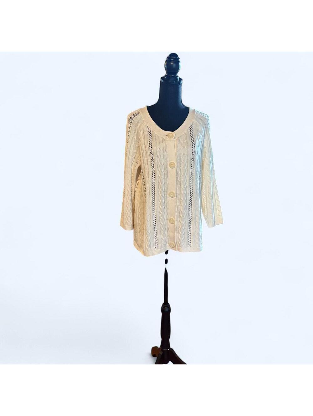 L.L.Bean Cable Knit Cardigan Size L  NWOT